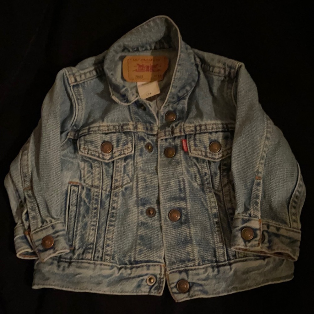 90’s vintage toddler Levi jean jacket.